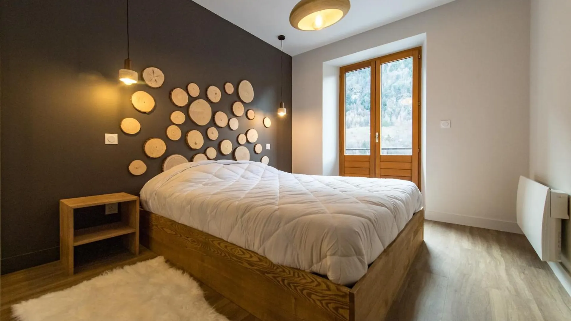 Cozy 6 To 8 People In Orelle Direct Val Thorens France
