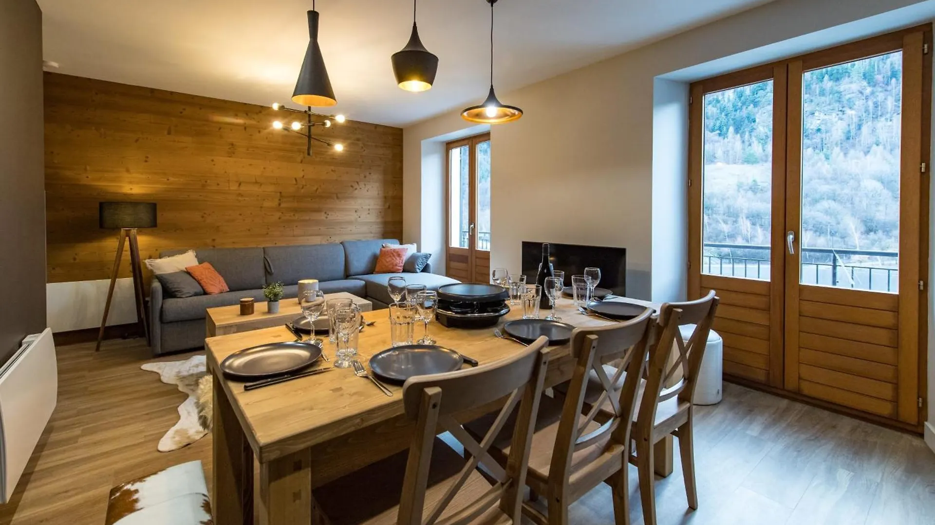 Cozy 6 To 8 People In Orelle Direct Val Thorens 0*,